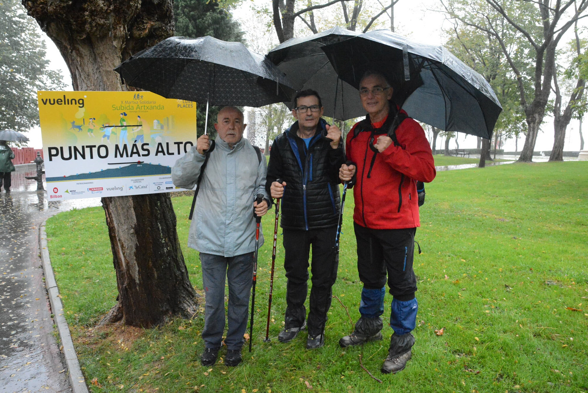 Foto 5 de la avituallamiento y mirador - Galería de la Subida a Artxanda 2019